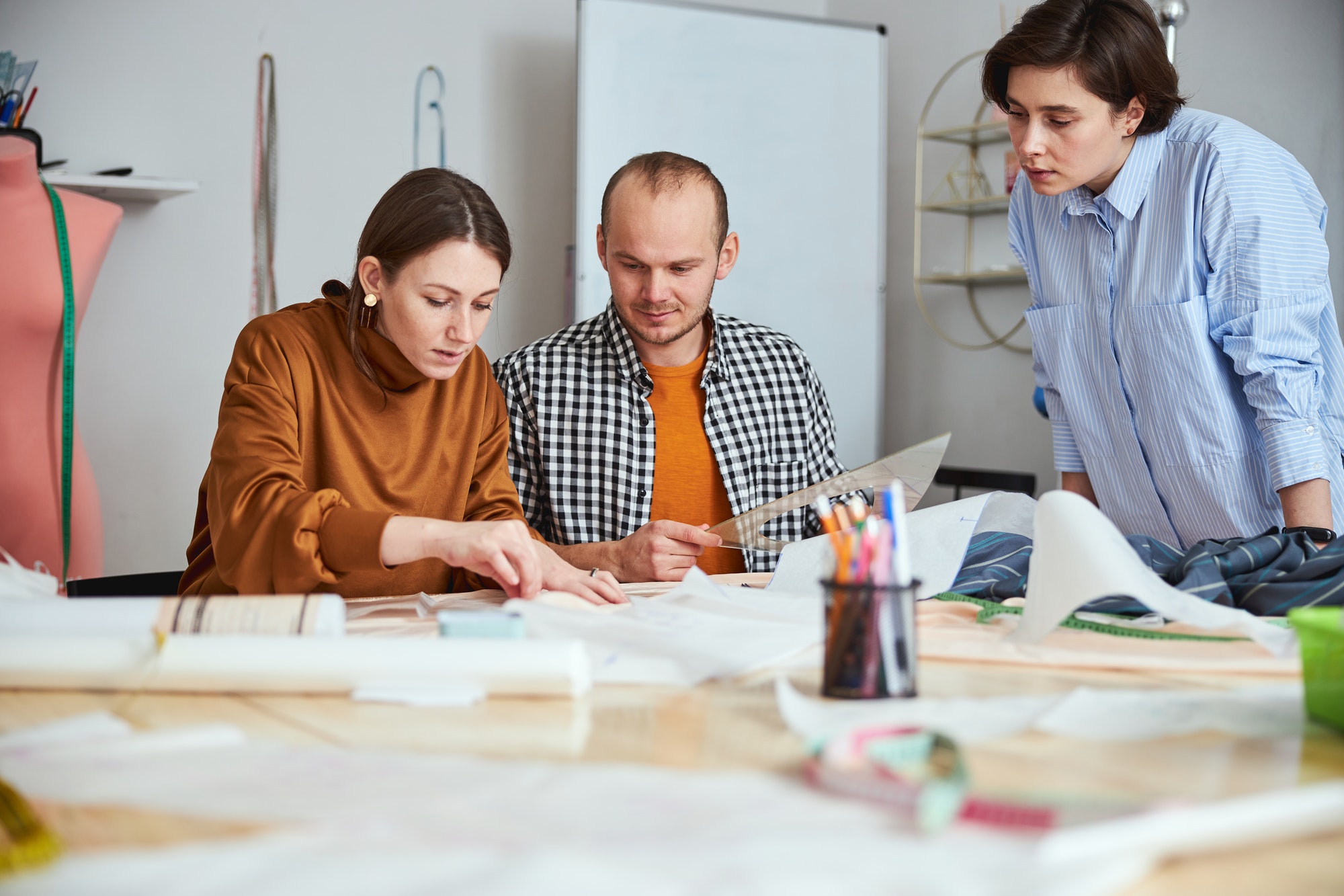 Young Fashion Designers Consulting Olba